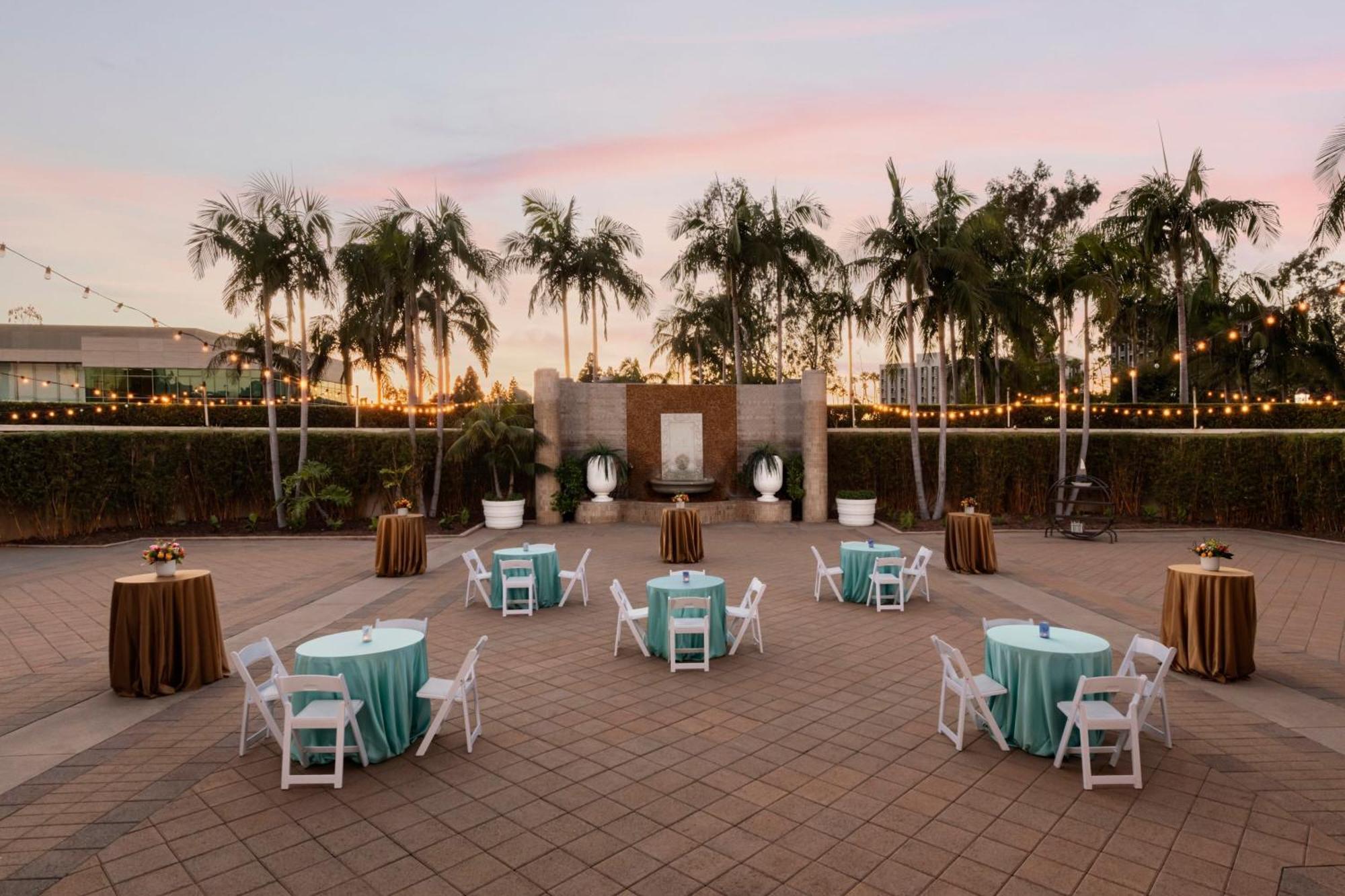 Renaissance Newport Beach Hotel Eksteriør bilde